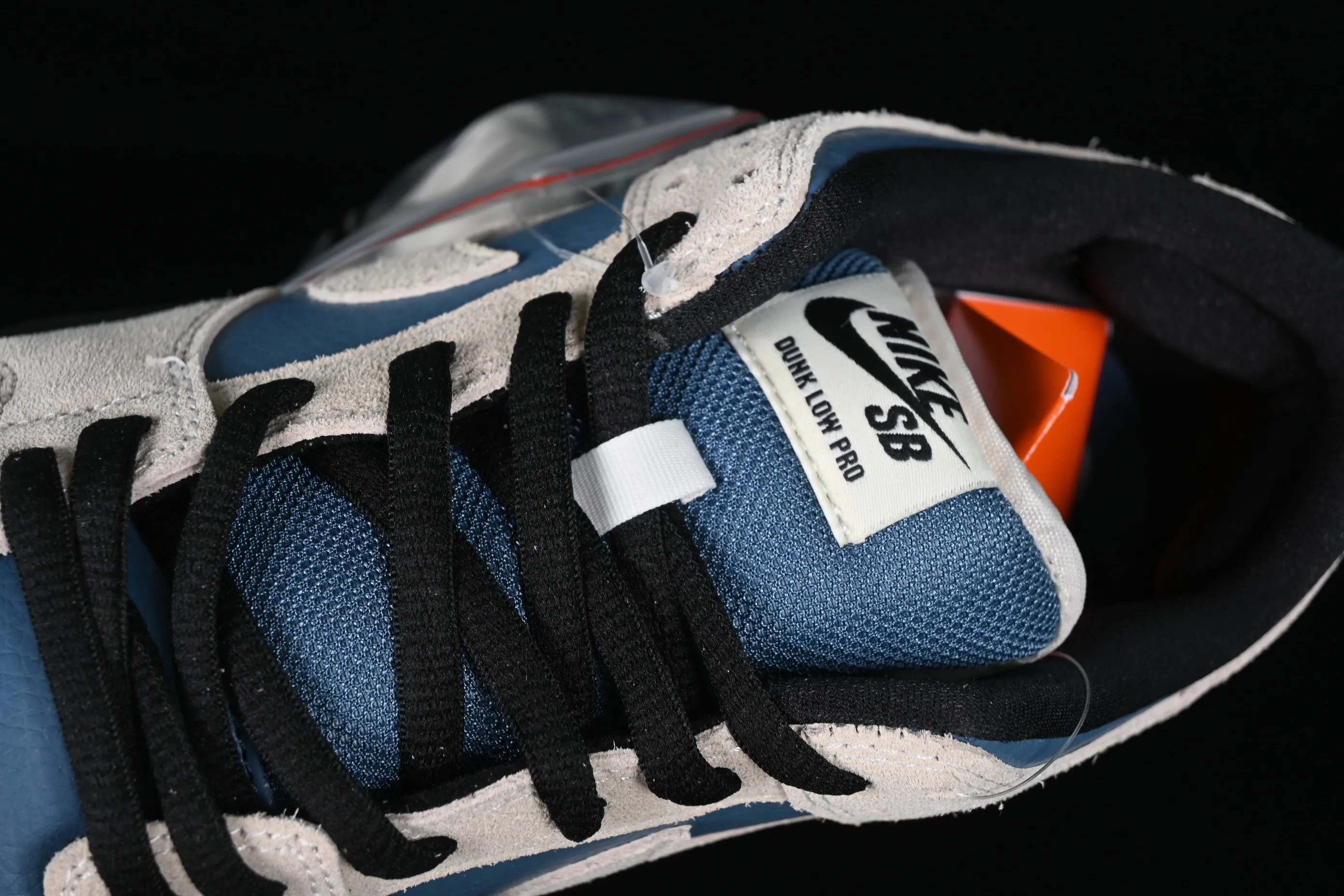 All categories Nk SB Dunk series Nk SB Dunk Low low-top sneakers Nk Dunk Low SB Pro Blue and white dunk series low-top casual sports skateboard shoes BQ6817-200
